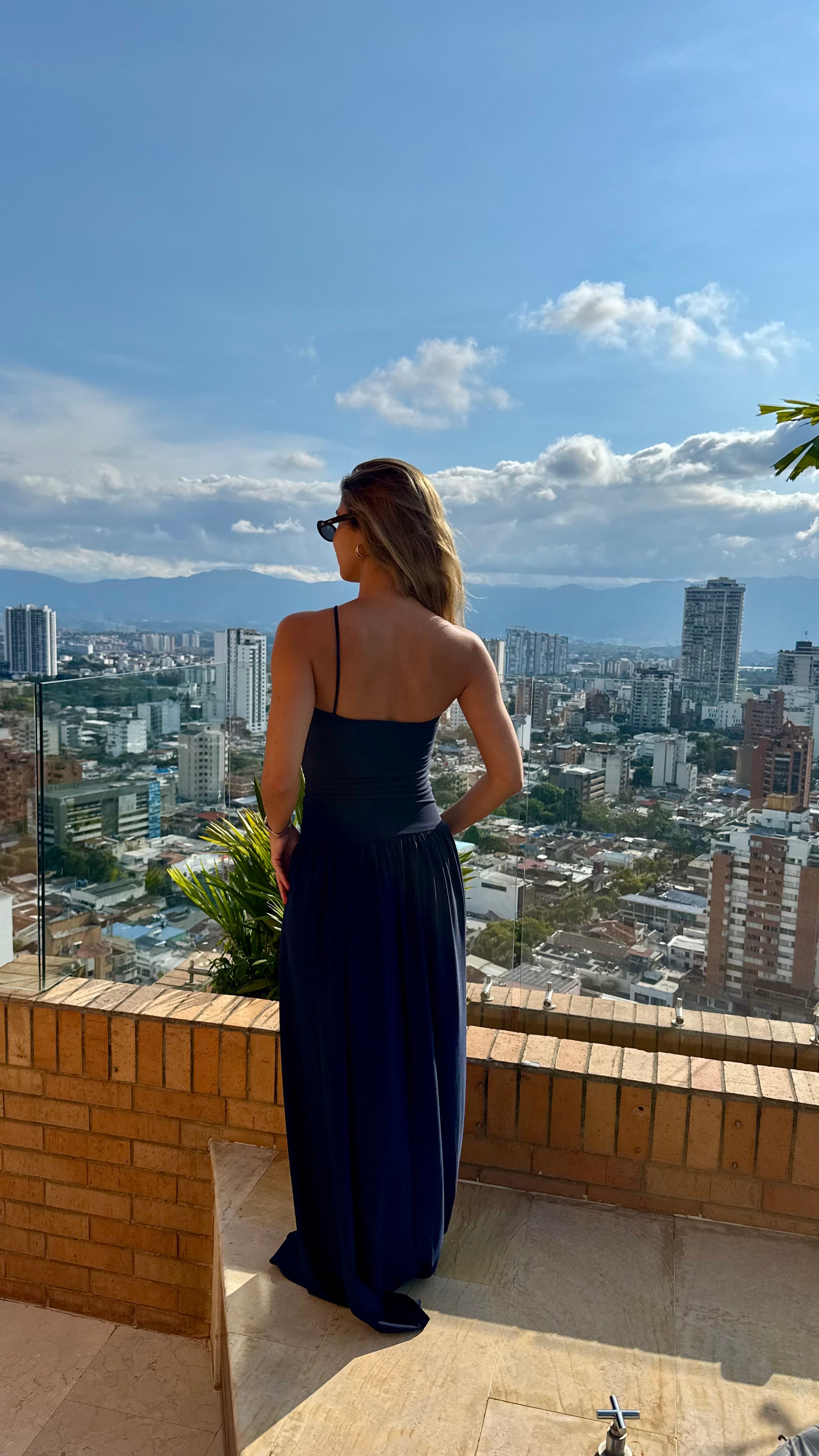 Vestido Tulia Azul Oscuro