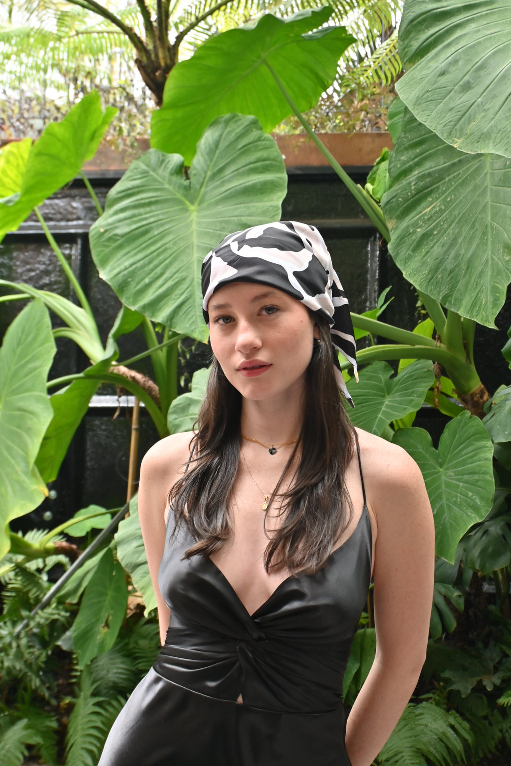 Pañoleta Negro & Beige
