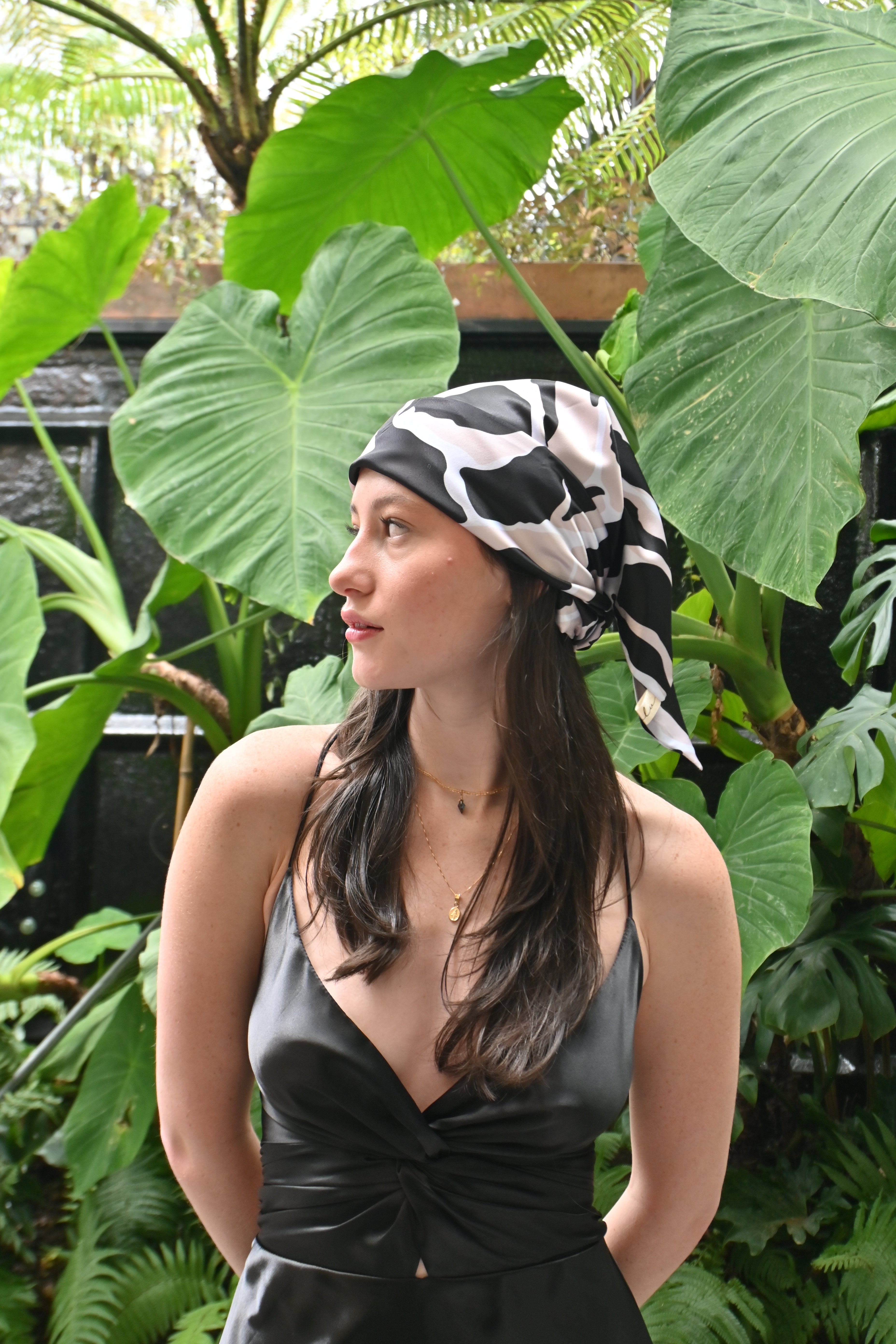 Pañoleta Negro & Beige